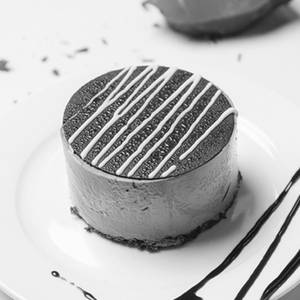 Vegan Chocolate Mousse Cake (Slice)