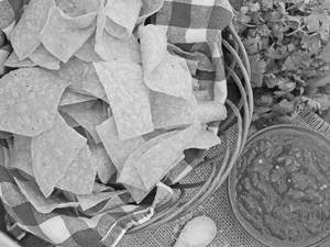 Tortilla Chips With Salsa