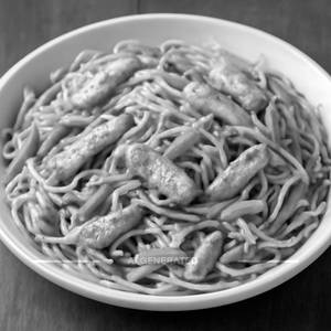 Chicken hakka noodles