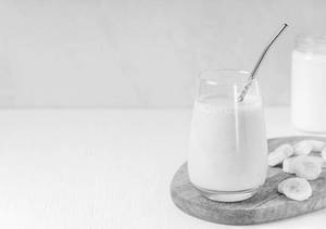 Banana lassi