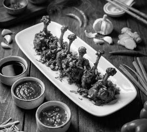 Chicken Schezwan Lollypop Dry (6 Pcs.)