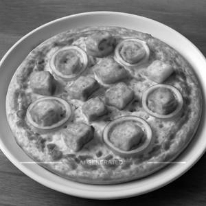 Paneer and onion pizza