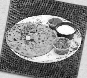 Aloo Paratha Pure Desi Ghee
