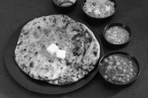Ajwain Paratha [1 Pcs] With Pickle