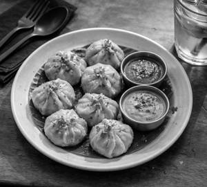 Paneer Softie Momos ( 6 Pcs )