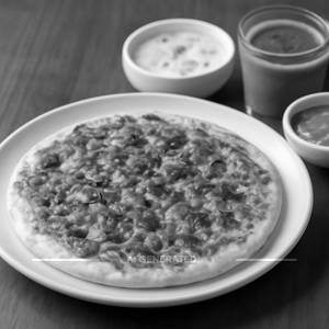 Onion Masala Uttapam