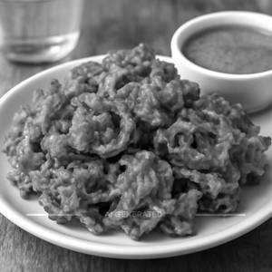 Onion Pakoda                                                       