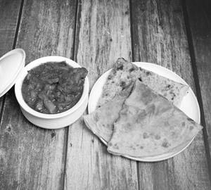 Chicken Handi [Half] With 2 Paratha Combo