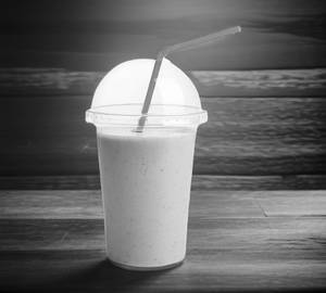 Strawberry Milk Shake [230 Ml]