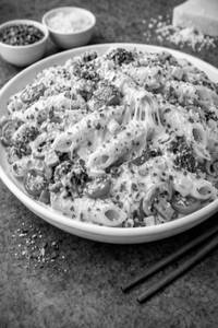 White Sauce Cheesy Pasta