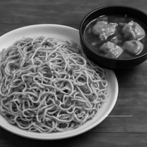 Paneer Chilli & Noodles Combo