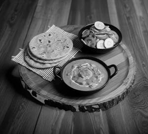Paneer Butter Masala With Roti(3Pcs)