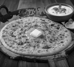 Aloo pyaaz mix Paratha