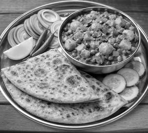 Simple Paratha 4pc with mix sabji combo
