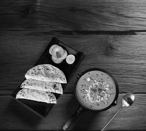 Mushroom Butter Masala With Roti(3Pcs)