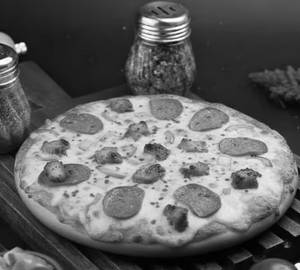 Chicken Shahi Korma Pizza