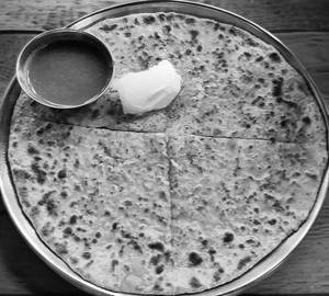 Lachedar Paratha(1Pieces)