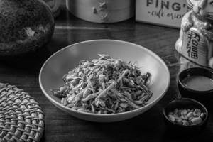 Crunchy Peanut Salad