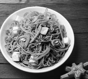 Paneer Schezwan Noodles