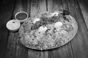 Ambrocia's Nawabi Special Biryani (family Pack)