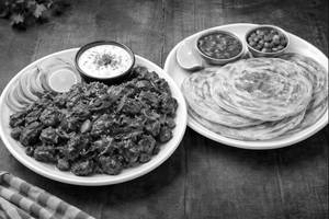 3 Parotta With Beef Roast