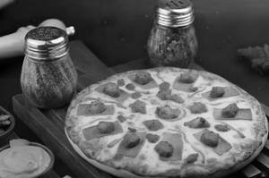 Special Mutton Keema Seekh Pizza