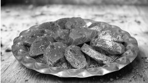 Mawa Mishri