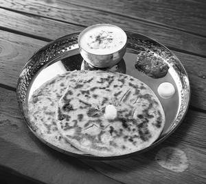 Veg Paneer Paratha & Dahi - Zero Maida