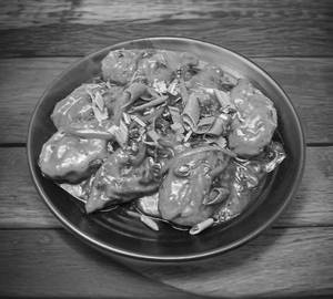 Soya Momos [8 Pieces]