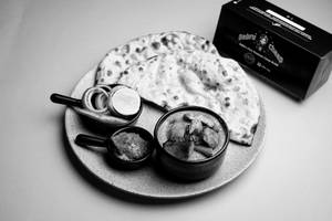 Chaap Butter Masala + Any Choice Of Bread + Salad + Pickle