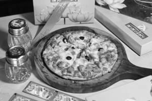 Chilli Paneer pizza