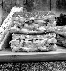 Cheese Loaded Sweet Corn Grill Sandwich (regular)