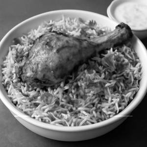 Hyderabadi Chicken Dum Biryani
