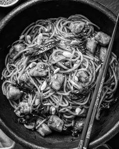 Chicken kung pao noodles