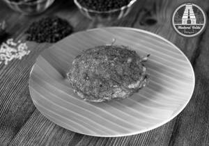 Chicken Kuzhi Omelette