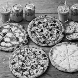 Pizza Combo Meal For 4