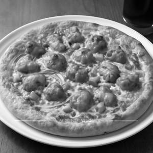 Tikka Chicken Pizza