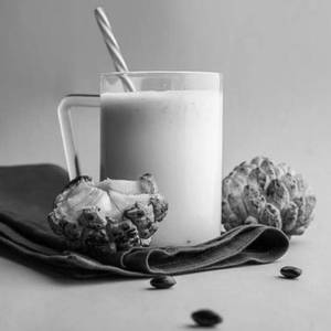 Custard Appple (seasonal) Shake