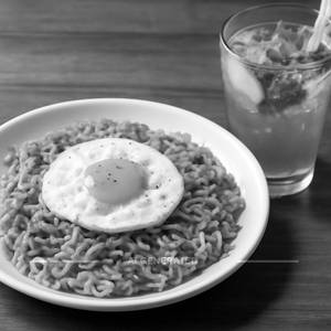Spicy Egg Maggi + Blue Curarco Mojoto