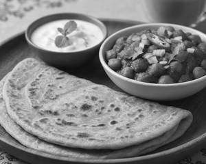 2 paratha with chhole