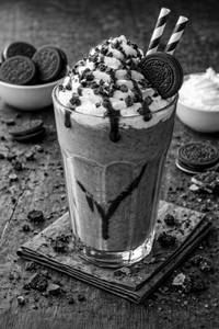 Oreo Chocolate Milkshake