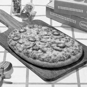 Garden veggie pizza.