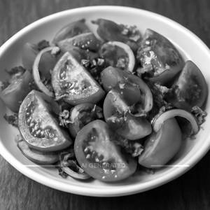 Tomato salad