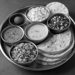 Paneer Bhurji Thali