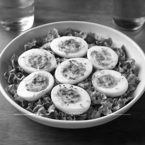 Garlic egg salad