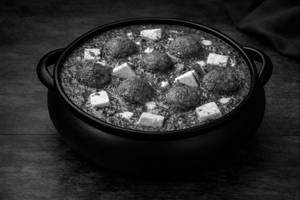 Palak Garlic Chena