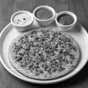Millet uttappam