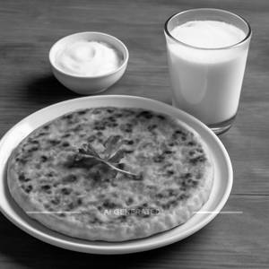 Aloo Paratha With Lassi