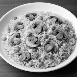 Egg Mushroom Fried Rice