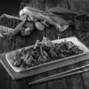 Szechuan Style Chilli Mushroom